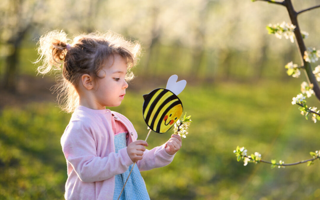 Gdzie zabrać dziecko wiosną, żeby się nie nudziło? Pomysły na mądre rodzinne wypady