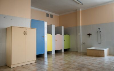 Ergonomia w przedszkolu — dlaczego meble i wyposażenie muszą być dopasowane do wzrostu dzieci?
